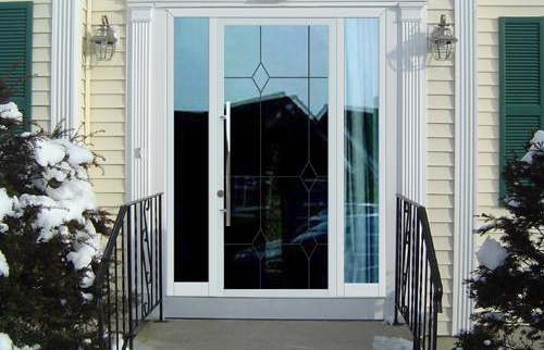 PVC входна врата на къщата