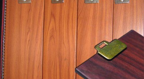 Вертикални дървени щори