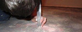 Запълване на замазка под ламинат