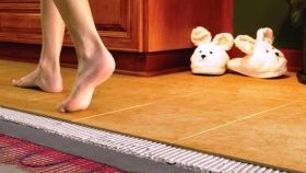 Топла подова замазка