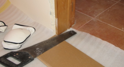 най-добре е вратите да се монтират след това