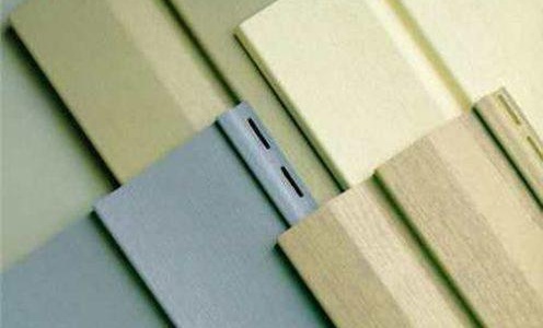 Как да декорирате стените на балкона