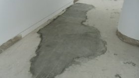 Начало на ремонт на пода