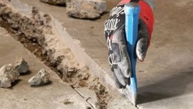 Изравняване на подовата настилка в апартамента