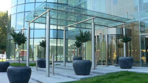 Постгрегерова фасадна система за остъкляване