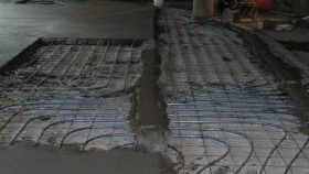 Дебелина на електрическата подова замазка