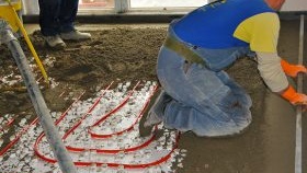 дебелина на замазката за подово отопление