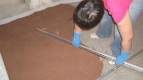 Замазка за ламинат