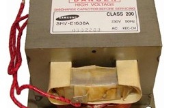 Снимка на микровълнов трансформатор