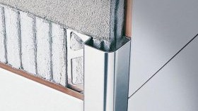 Поставяне на плочки в ъглите