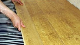 Монтаж на инфрачервен под под ламинат