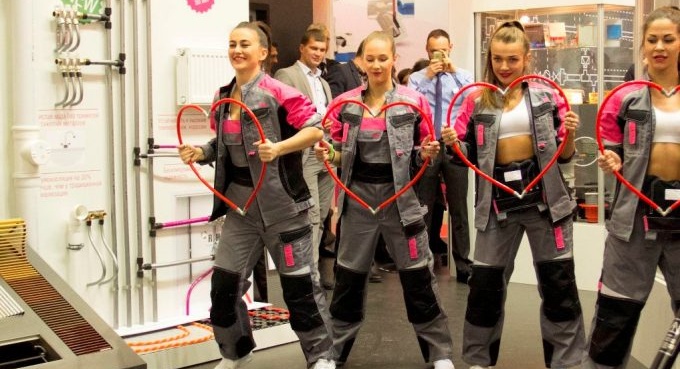 униформа rehau