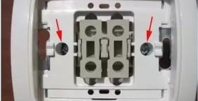 винтове за фиксиране на превключвателя