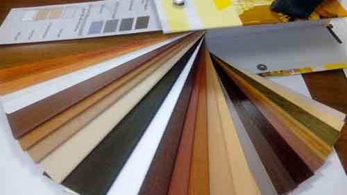 Хоризонтални щори на дървена дограма