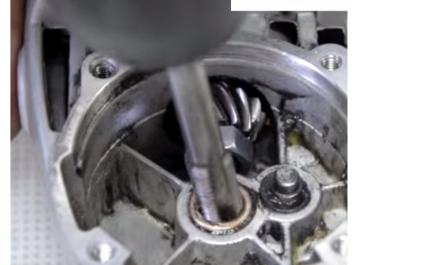 Отстраняване на лагерен пръстен