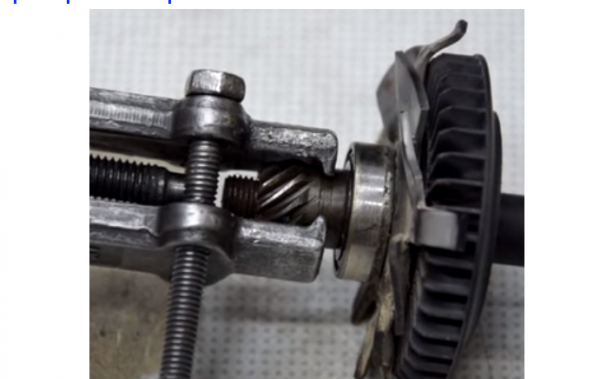 как да премахнете задвижващото зъбно колело