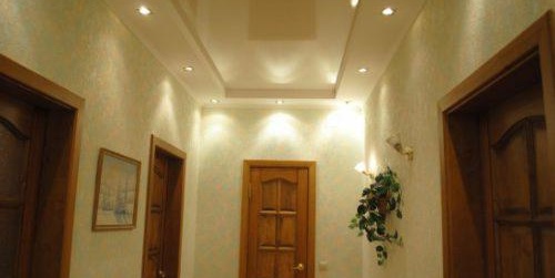 снимка на красиви тавани от гипсокартон в коридора 6