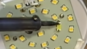 LED заваряване