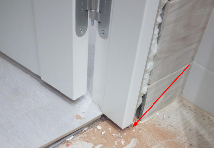 плочки или врати