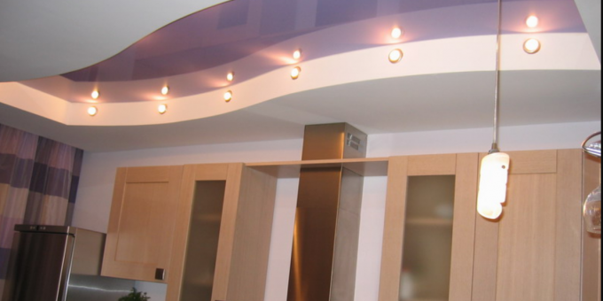 гофриран таван от гипсокартон