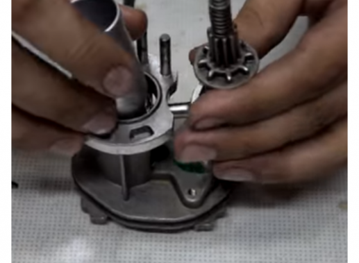 цилиндър на междинния вал и лагерен възел