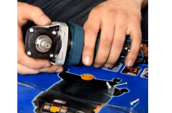 монтаж на скоростна кутия и корпус на статора