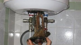 Почистване на резервоара Ariston