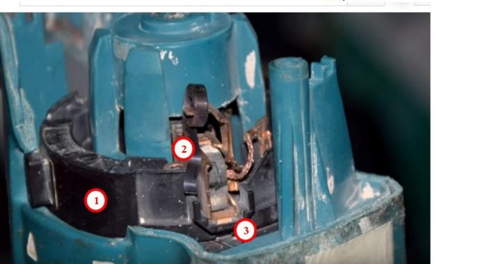 Четка, монтирана в четкодържача