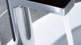 smesitelya-s-termostatom-elektronnye