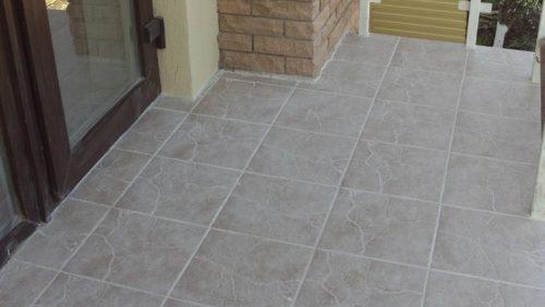 Плочки на балкона