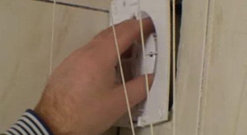 подреждане на вентилация в банята