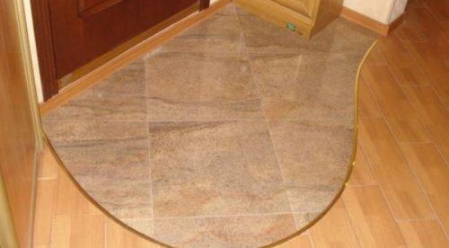 плочки за коридор