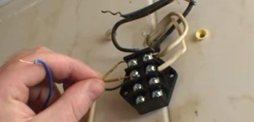 връзка с вентилатора