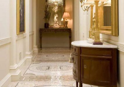 използването на мозайки в коридора