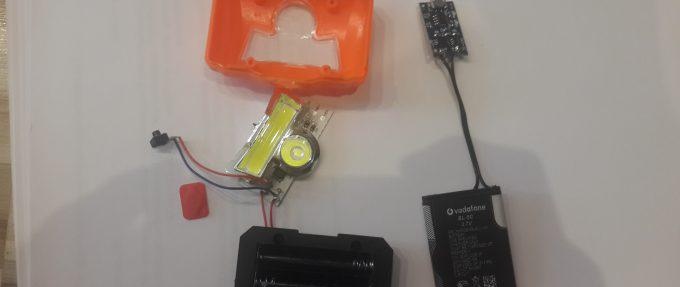 фенерче на предния прозорец