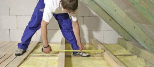 Направете измервания на тавана