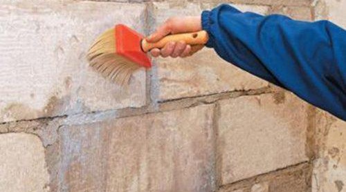 подготовка на основата преди монтиране на изолацията