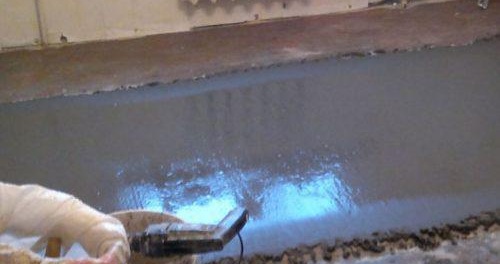 изравняване на пода с плочки