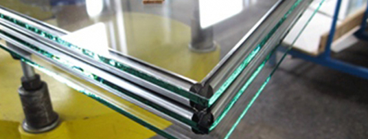 Как сами да премахнете прозорец с двоен стъклопакет от пластмасов прозорец