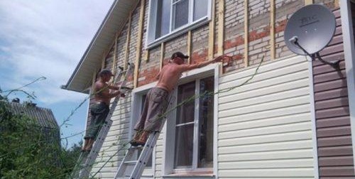 монтаж на сайдинг на къщата