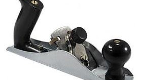 Инструменти за рендосване на дърво снимка