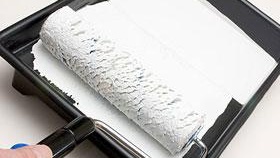 Как да боядисаме тавана и стените с валяк