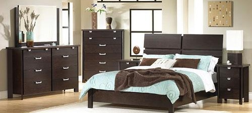 Направете снимка на мебели за спалня