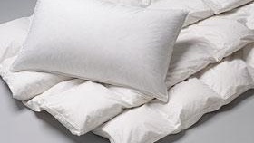 Избор на възглавници и одеяла за спалнята