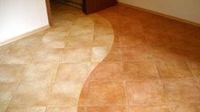 Ремонт на стар под