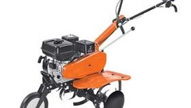 Снимка на ръчен градински култиватор