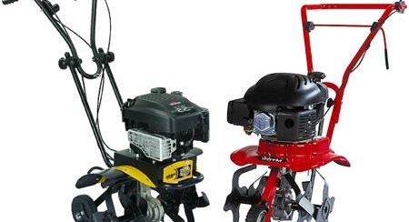 Снимка на ръчен градински култиватор