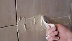 Запълваме фугите между плочките с фотофугираща смес