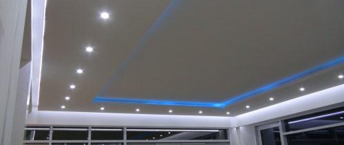 Paryaschie linii on potolke