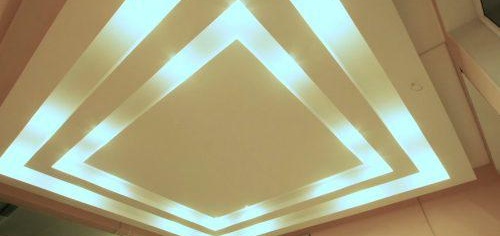 Paryaschiy potolok от gipsokartona